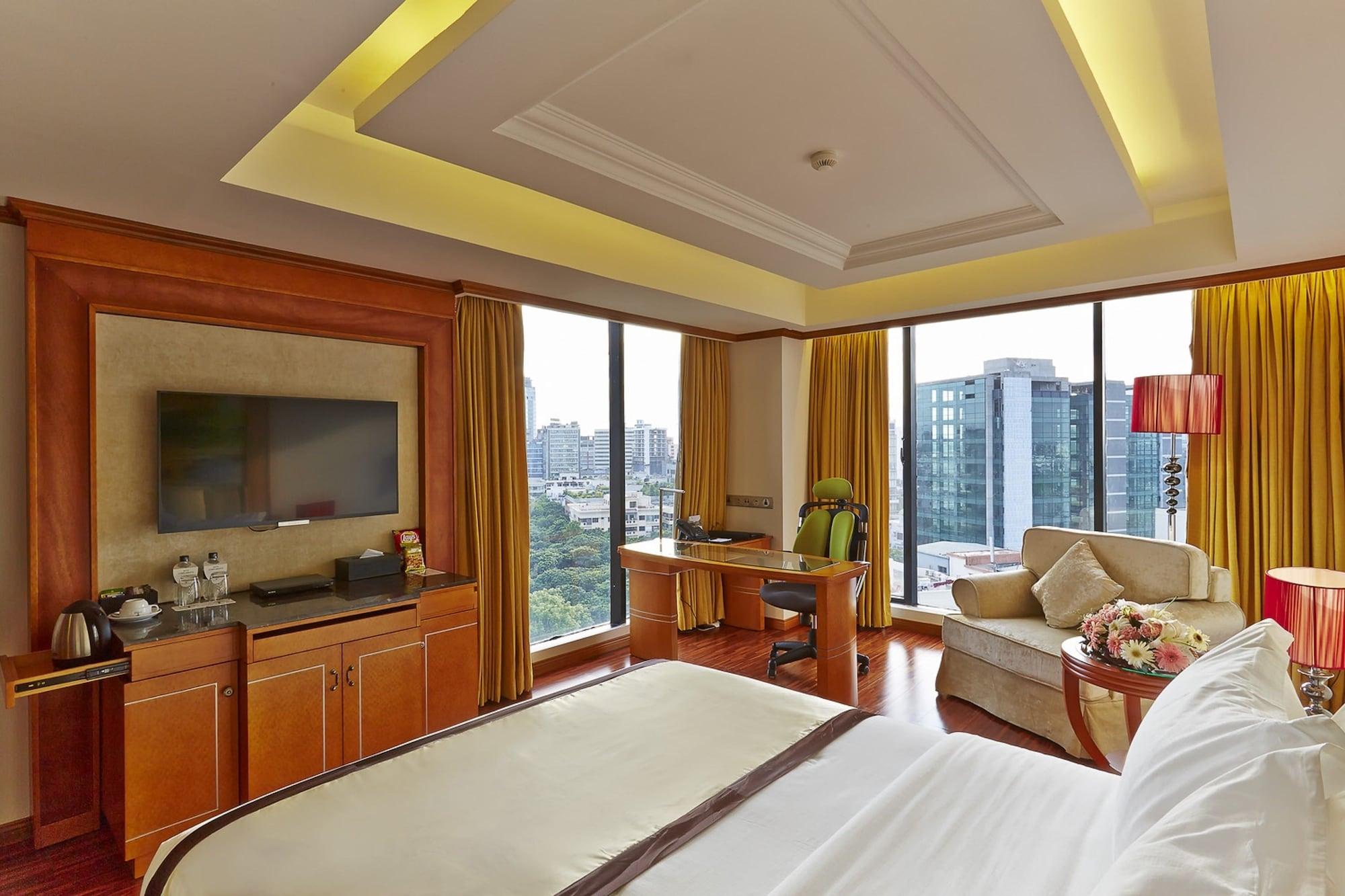 Six Seasons Hotel Dhaka Buitenkant foto