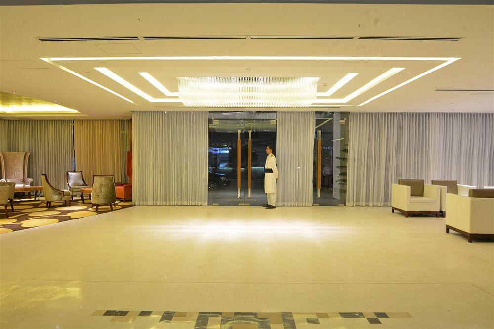 Six Seasons Hotel Dhaka Buitenkant foto