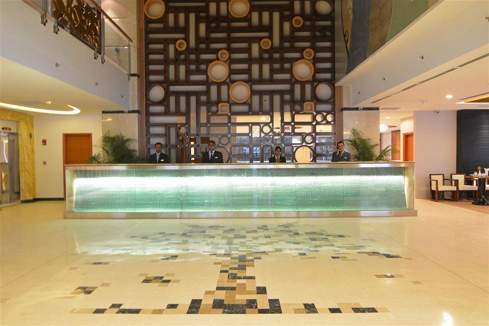 Six Seasons Hotel Dhaka Buitenkant foto
