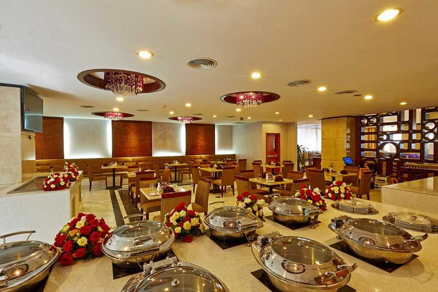 Six Seasons Hotel Dhaka Buitenkant foto