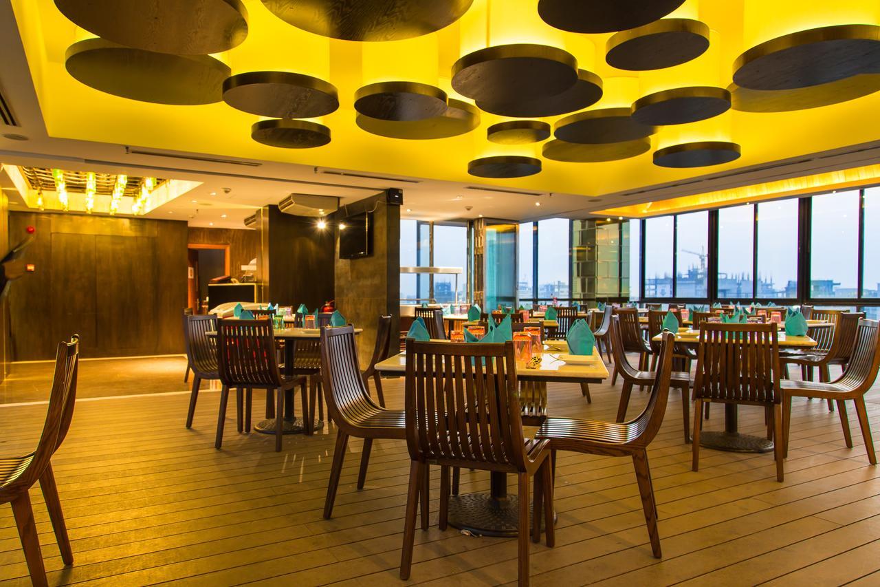 Six Seasons Hotel Dhaka Buitenkant foto