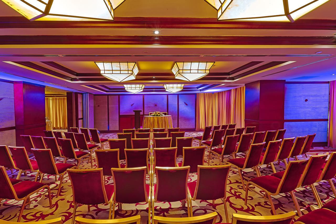 Six Seasons Hotel Dhaka Buitenkant foto